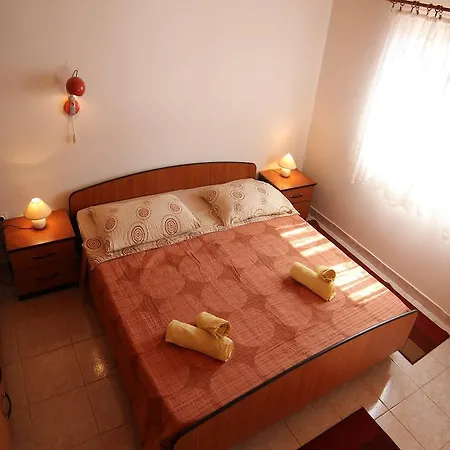 Holiday home Holiday House Bilic 211 Golas