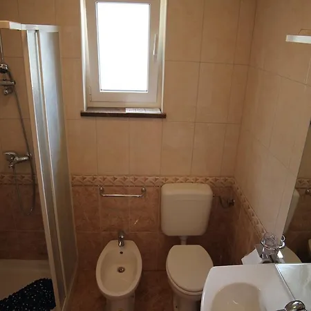 Holiday home Holiday House Bilic 211
